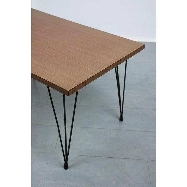 Minimalist Coffee Table, 1950s, in Very Good conditions. Designed 1950 to 1959