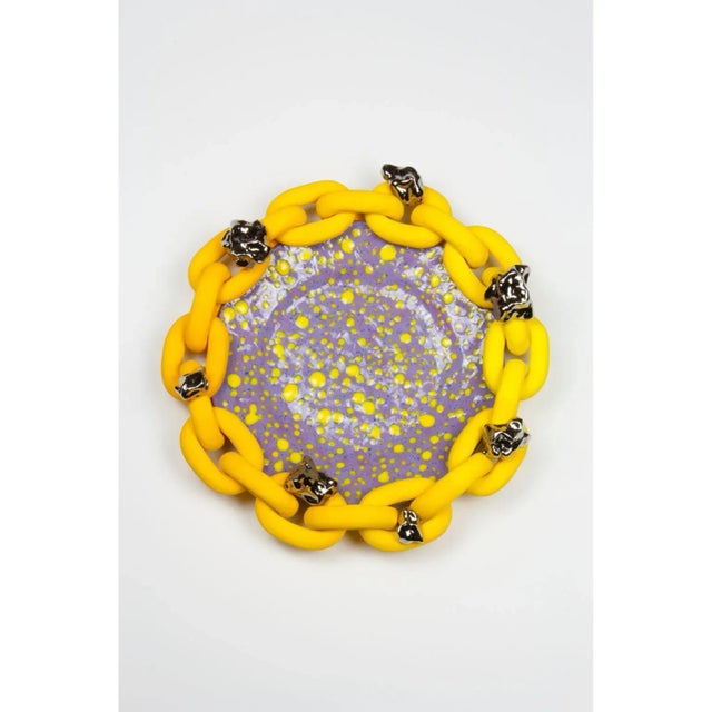 Not gone by Mathieu Frossard Dated and signed by the Artist Dimensions: 30 x 30 x 7 cm Materials: Earthenware, glaze,...