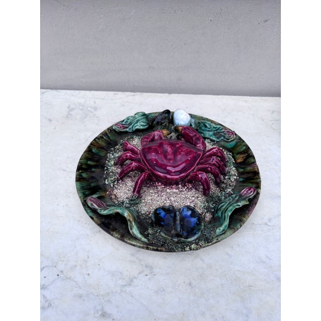 Majolica faience Palissy Portuguese crab platter circa 1940. Decorated with mussels and shells, Caldas da Rainha. 9.8...