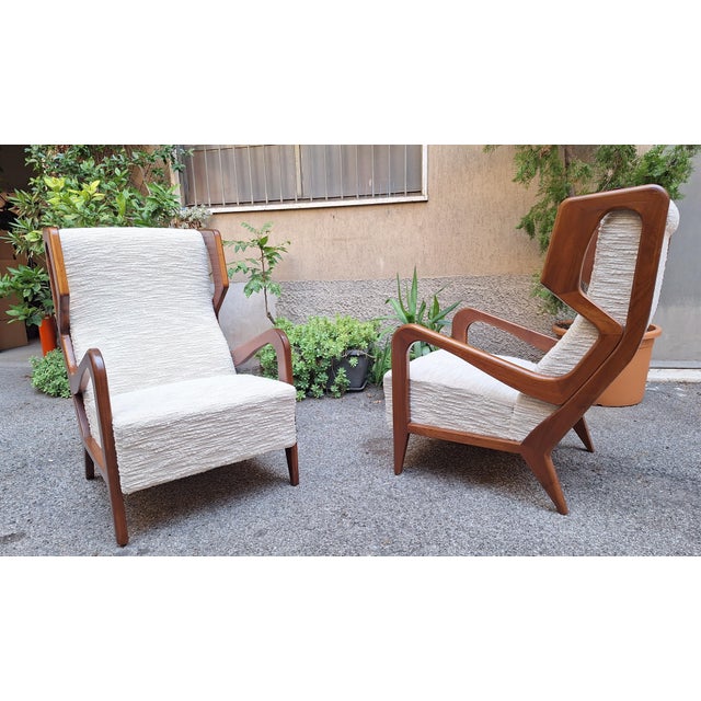 1990s Armchairs Wooden Ears Model in White Boucle by Gio Ponti for Manifattura Artigianale Italiana, 1990s, Set of 2 For Sale - Image 5 of 14