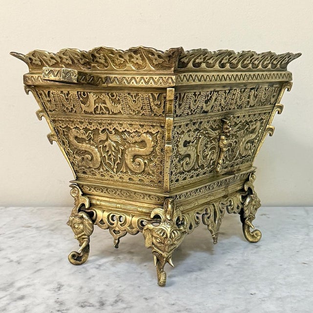 19th Century French Chinoiserie Bronze Jardiniere ~ Planter For Sale - Image 4 of 12