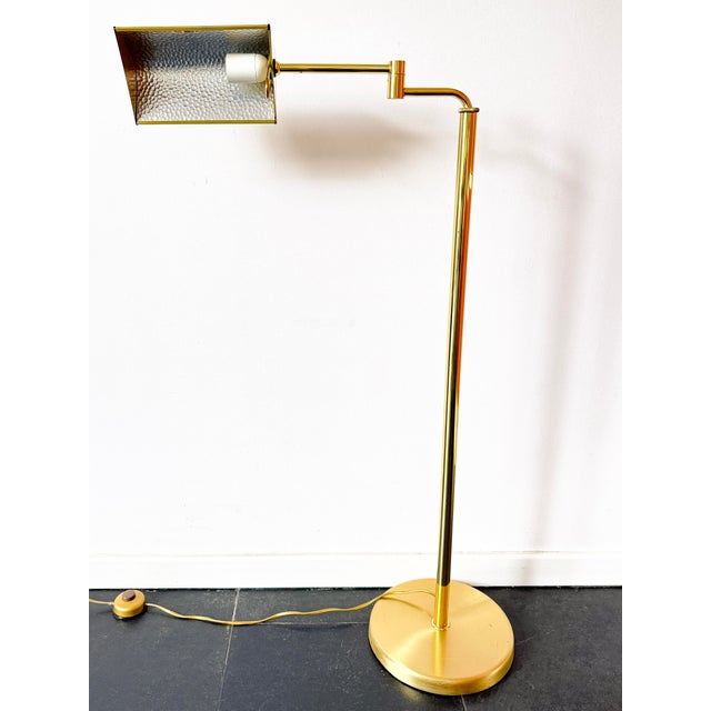 Mid-Century Modern Brass Floor Lamp with Adjustable Height and Swing Arm from Dijkstra Lampen, 1970s For Sale - Image 6 of 18