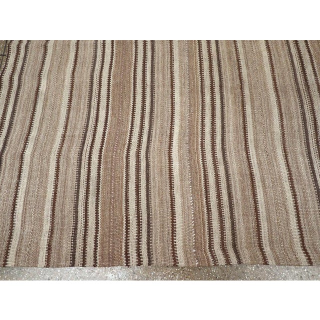 Mid 20th Century Galerie Shabab Collection Mid-20th Century Turkish Flatweave Kilim Carpet For Sale - Image 5 of 8