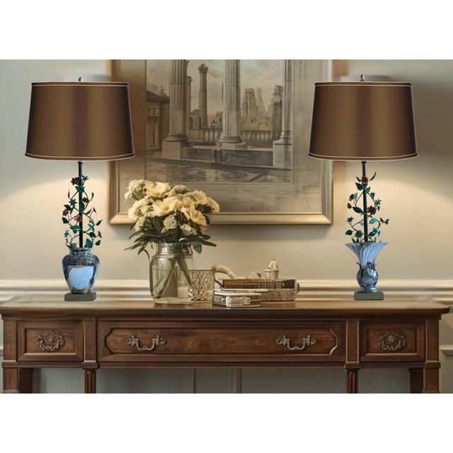 International Silver Vintage Tole Floral Topiary Silver Plate Cache Pot Table Lamp - A Pair For Sale - Image 4 of 18