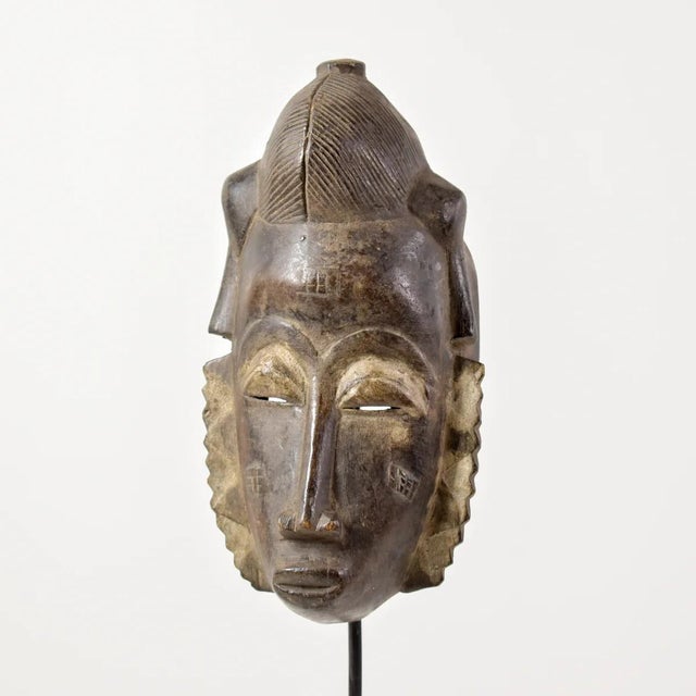 Early 20th Century Early 20th Century Yaure Baule Portrait Mask Côte d'Ivoire For Sale - Image 5 of 12