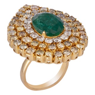 Diamond Emerald Ring in 18k gold For Sale