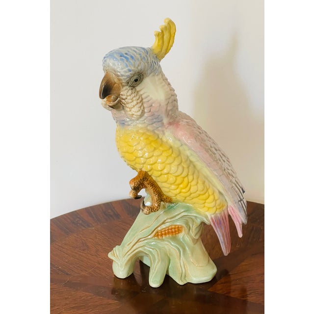 Gorgeous vintage mid century tropical Cockatoo California pottery figurine.