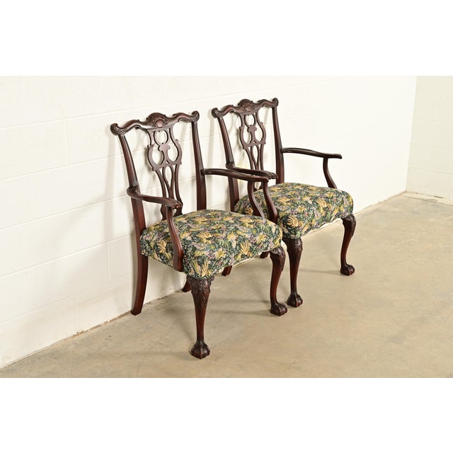 Romweber Romweber Antique Chippendale Carved Mahogany Armchairs, Pair For Sale - Image 4 of 13