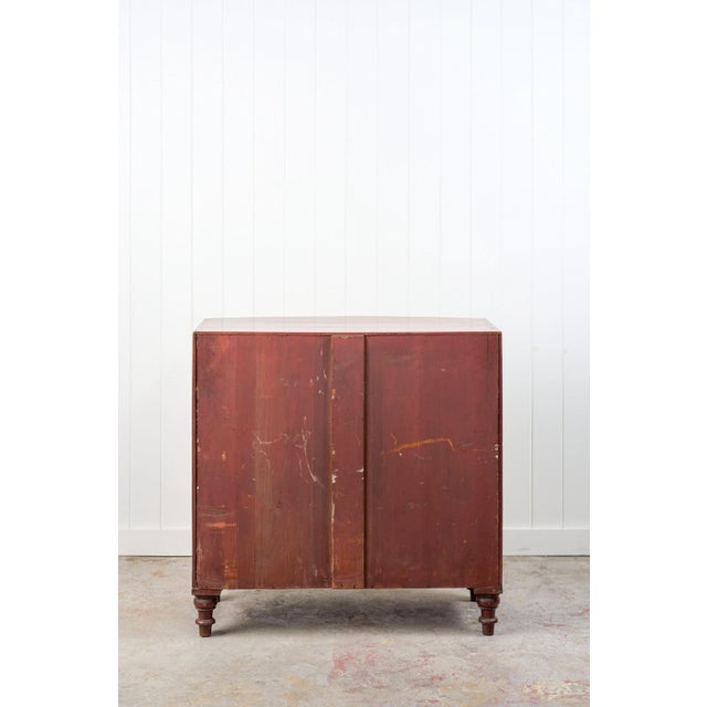 George III Period Mahogany Bowfront Chest With Brass Floral Knobs (C. 1820) For Sale - Image 15 of 15