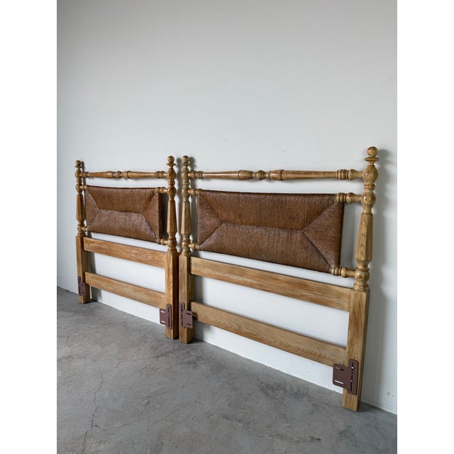 1970s Vintage Coastal Organic Pickled Ash & Woven Rush Twin Headboards – Pair For Sale - Image 5 of 12