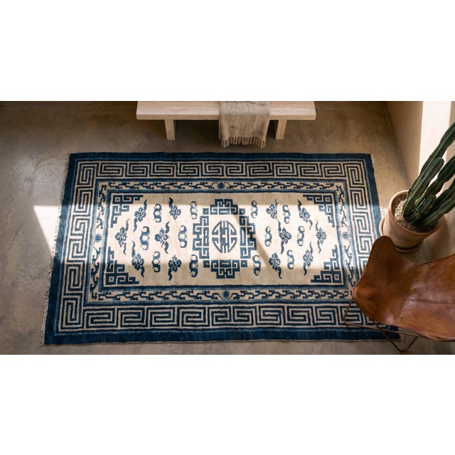Textile 1850s White Blue Medallion Antique Chinese Mongolian Rug 4'0" X 7'6" Handknotted Wool Carpet For Sale - Image 7 of 9