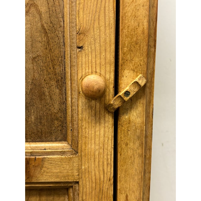 English 19th Century English Pine Wall Cupboard For Sale - Image 3 of 8