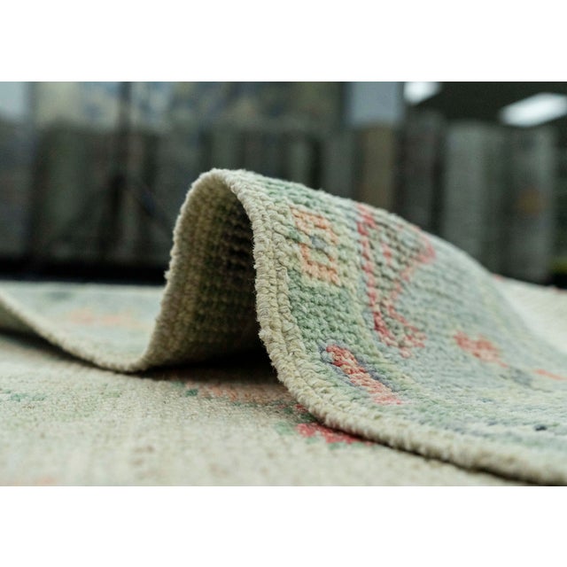 Textile Turkish Oushak Rug 2'10" x 5' #20228 For Sale - Image 7 of 8