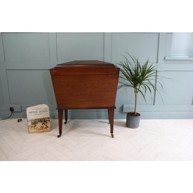 Large George Iii Mahogany Cellarette/ Wine Cooler For Sale - Image 13 of 18