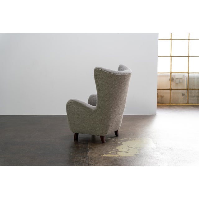 1950s Vintage Wingback Chair in Bouclé Fabric from Mogens Lassen, Denmark, 1950s For Sale - Image 5 of 12