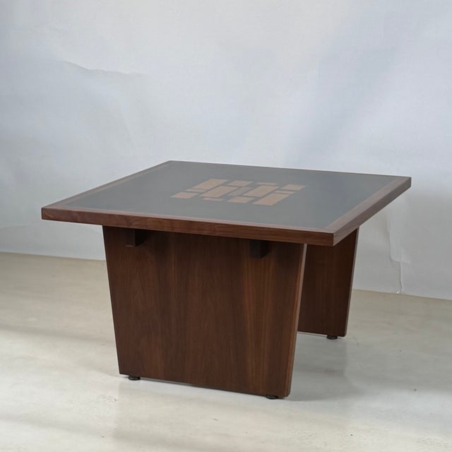Mid-Century Modern 1970s Pair of Black Resin and Walnut Inlay End Tables Attributed to Frank Rohloff For Sale - Image 3 of 12