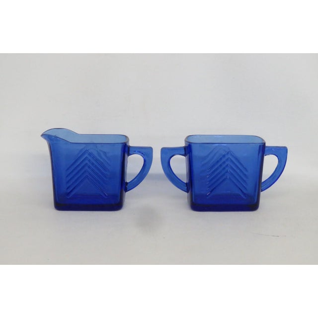 Hazel-Atlas Mid 20th Century Hazel Atlas Cobalt Blue Glass Sugar Bowl and Creamer Set Chevron Pattern For Sale - Image 4 of 14