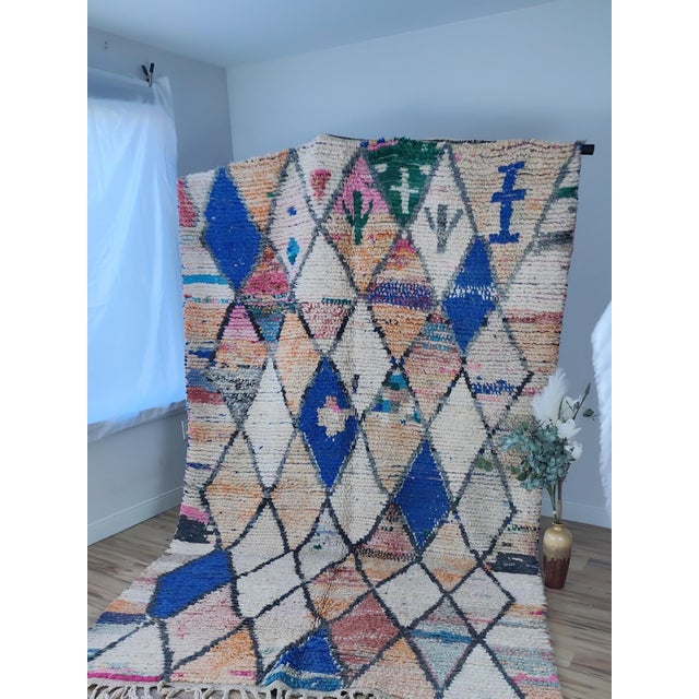Ivory Multicolor Diamond Wool Moroccan Boujaad Rug For Sale - Image 4 of 12