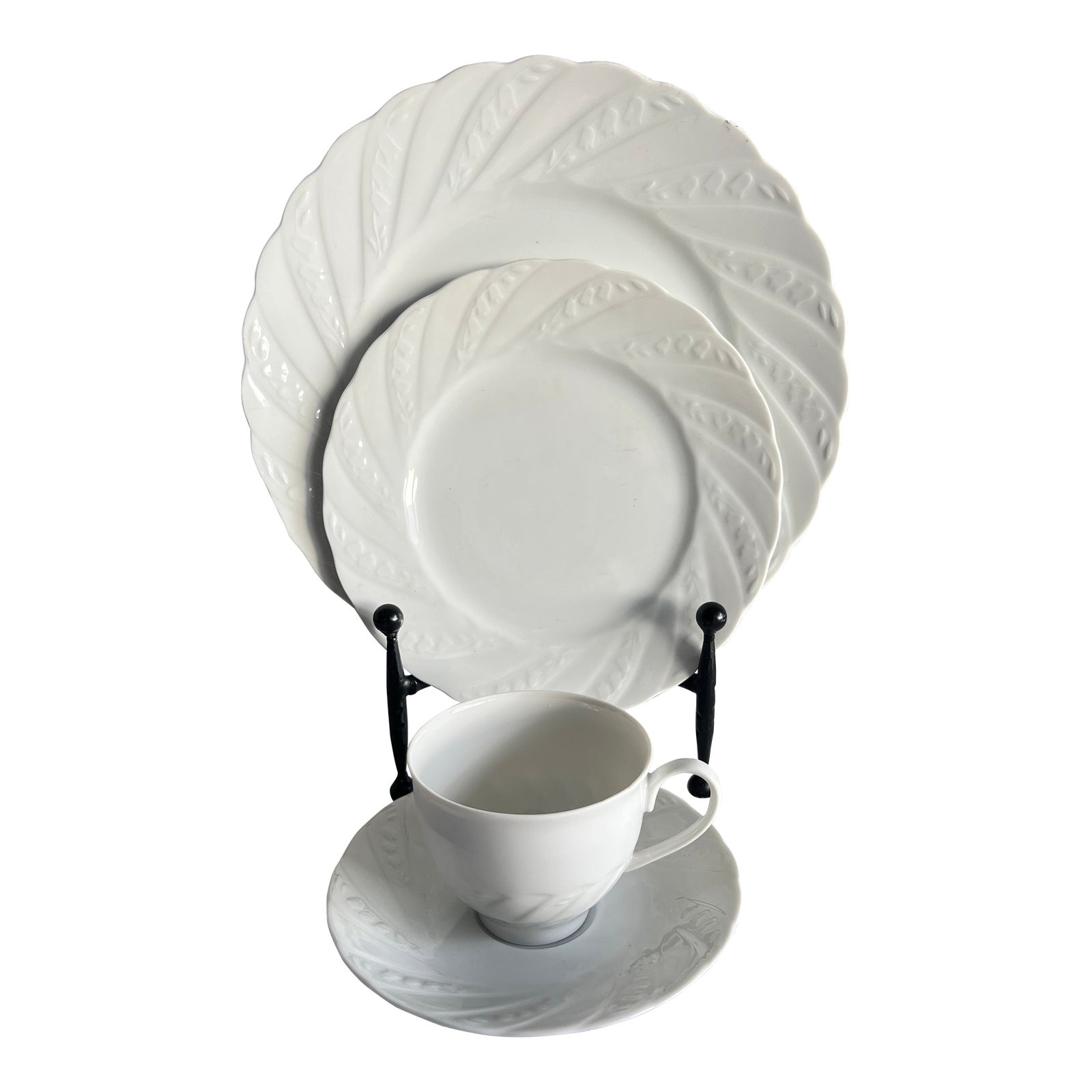 1960s Mikasa White Lily of the Valley 4-Piece Place Setting Japan