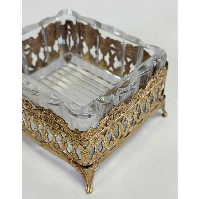 Vintage Hollywood Regency Style Glass Trinket Box W/ Footed Brass Filigree Base For Sale - Image 11 of 11