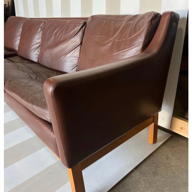 Erik Wørts Mid Century Danish Leather Sofa by Erik Worts For Sale - Image 4 of 7