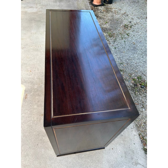 2010s Henredon Hollywood Regency Credenza. For Sale - Image 5 of 9