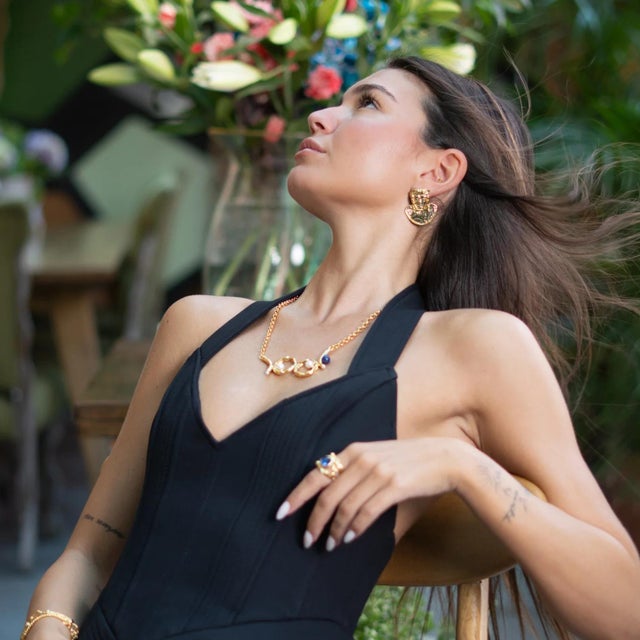 Medusa’s Gaze Stud Earrings, A Pair For Sale - Image 4 of 7