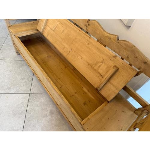 Farmhouse Chest Bench in Wood For Sale - Image 12 of 13