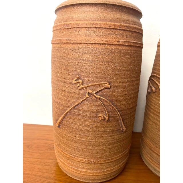Ceramic Pair of Ceramic Table Lamps by Bob Kinzie For Sale - Image 7 of 11
