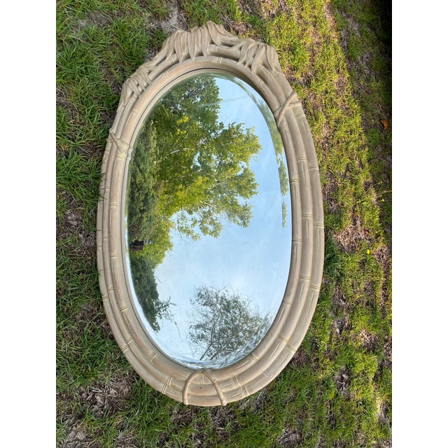 Beautiful Vintage 1970s/1980s Hollywood Regency Oval Wall Mirror. For Sale - Image 4 of 5