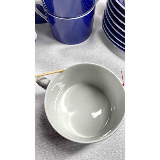 1970s 1970s Fitz & Floyd Imperial Dynasty Blue Coffee Cups & Saucer Set- 16 Pieces For Sale - Image 5 of 8