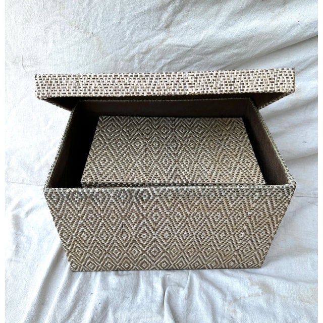 Farmhouse Pair of Woven Straw Nesting Boxes For Sale - Image 3 of 7