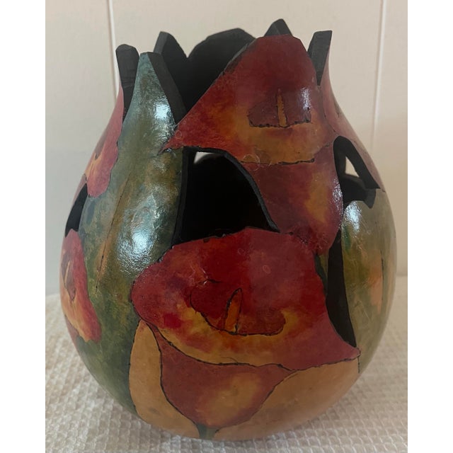 2010s “Gorgeous “ Artist-Made Hand-Carved & Hand-Painted Calla Lilies Gourd Vessel For Sale In Phoenix - Image 6 of 11