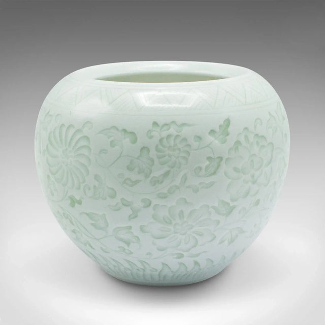 1930's Small Vintage Bowl Vase For Sale - Image 4 of 8