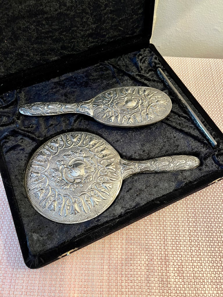 Vintage Silver Mirror Brush Comb Dresser Set Vintage Vanity Set ~ Victorian Style Silver Plated Mirror  main image 3