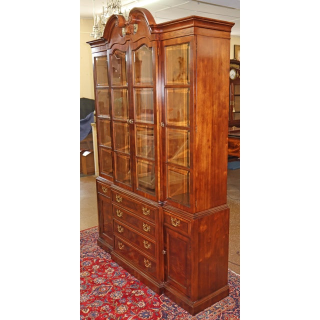 Henredon Aston Court Burl Wood Beveled Glass Bookcase China Cabinet Breakfront For Sale In New York - Image 6 of 18