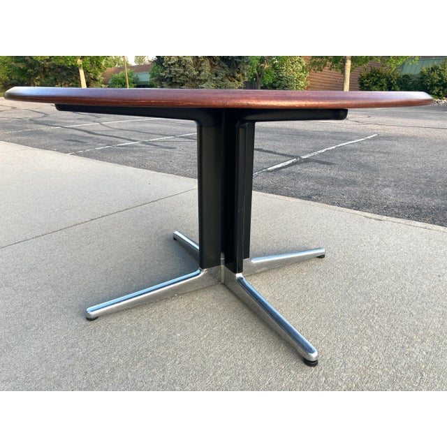 Vecta Group, Italy Mid-Century Modern Dining Table Manner of George Nelson From Vecta Contract Italy For Sale - Image 4 of 13