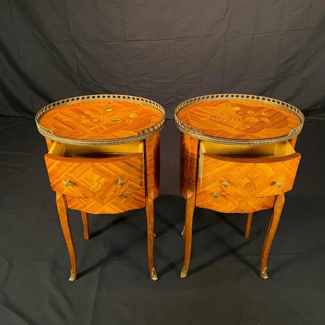 1930s French Louis XV Marquetry Inlaid Vintage Night Stands -a Pair For Sale - Image 5 of 13
