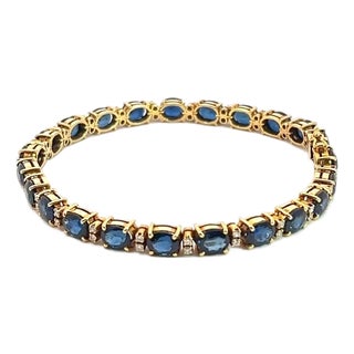 Gia Certified 18k Yellow Gold Diamond & Sapphire Tennis Bracelet - 7in For Sale