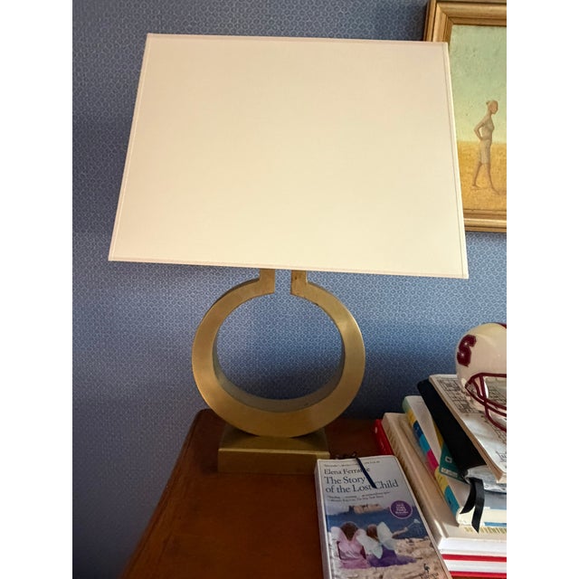 Pair of Gregorius Pineo Circular Base Table Lamps – Holly Hunt Provenance – Sculptural Brass Modernism For Sale In Chicago - Image 6 of 8
