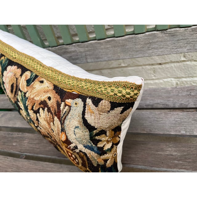 An 18th Century Pillow With Tapestry Depicting Birds For Sale In Los Angeles - Image 6 of 6