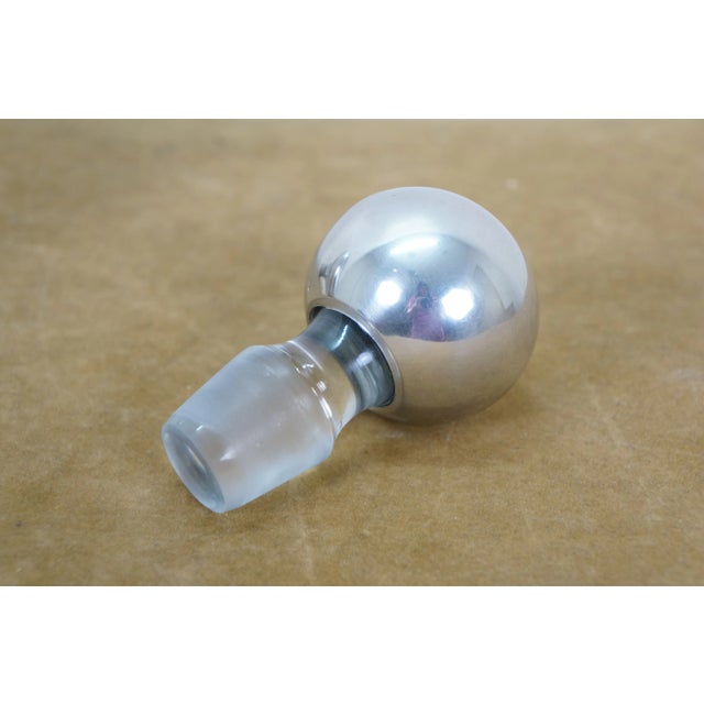 Silver Mid 20th Century Etains Potstainiers Hutois Pewter Bird Overlay Bar Liquor Decanter Bottle For Sale - Image 8 of 15