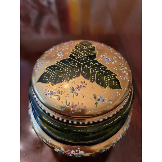 Art Nouveau Early 1900s Antique Emerald Green Glass Jewelry Box For Sale - Image 3 of 8