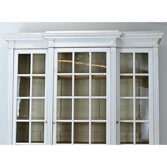French 19th Century Painted Pine Bibliotheque For Sale - Image 16 of 18