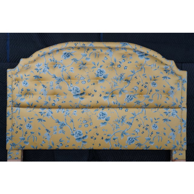 Late 20th Century Vintage Yellow & Blue Chintz Upholstered Serpentine Tufted King Size Headboard For Sale - Image 5 of 14