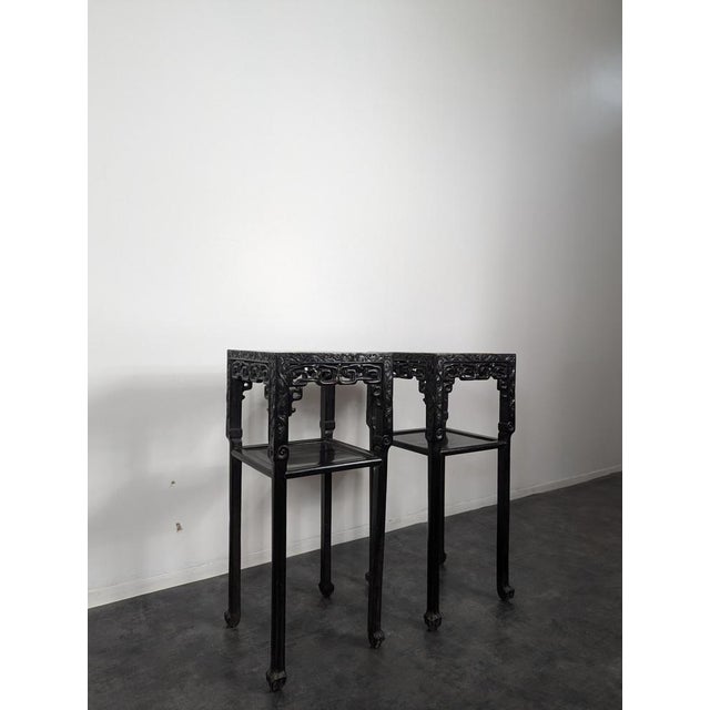 Late 19th Century Qing Dynasty Sellette Tables, Set of 2, in Very Good conditions.