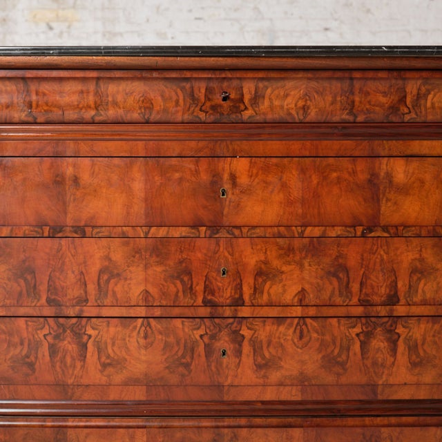 1850s French Louis Philippe Period Marble Top Commode For Sale In Birmingham - Image 6 of 9