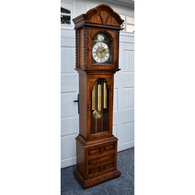 Ridgeway Oak Grandfather Clock Jacobean Style Barley Twist Tempus Fugit For Sale - Image 10 of 18