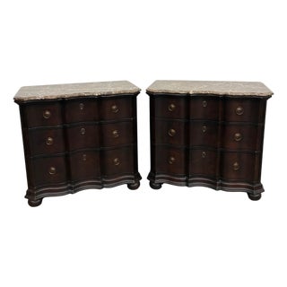 Pair of Hickory Chair French Louis XV Style Serpentine Marble-Top Commodes For Sale
