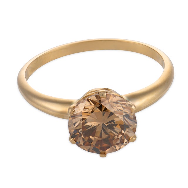 Contemporary Vintage Gia 2.40 Carat 14k Yellow Gold Engagement Ring, Size 8 For Sale - Image 3 of 6